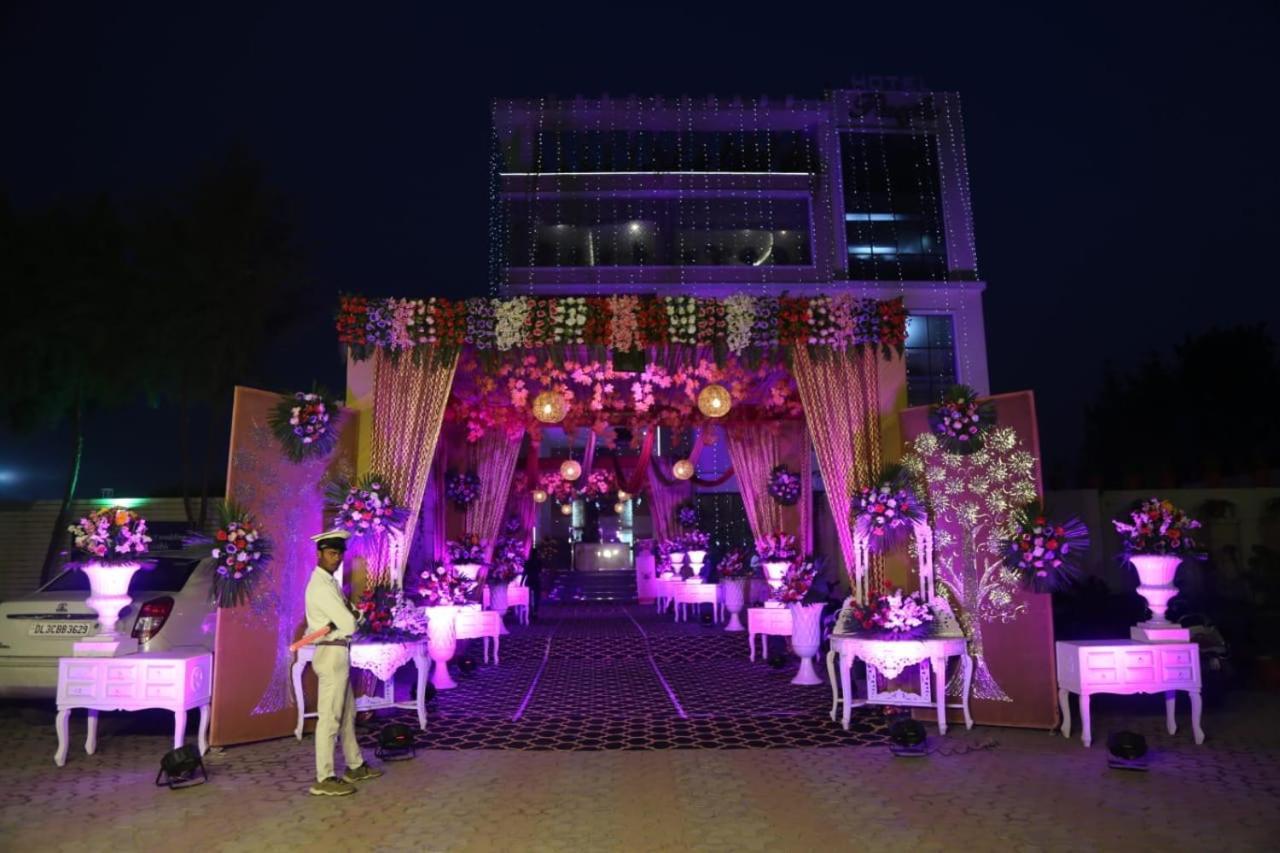 Hotel Pacific Roorkee Екстер'єр фото