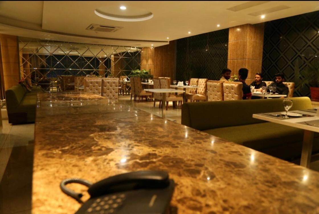 Hotel Pacific Roorkee Екстер'єр фото